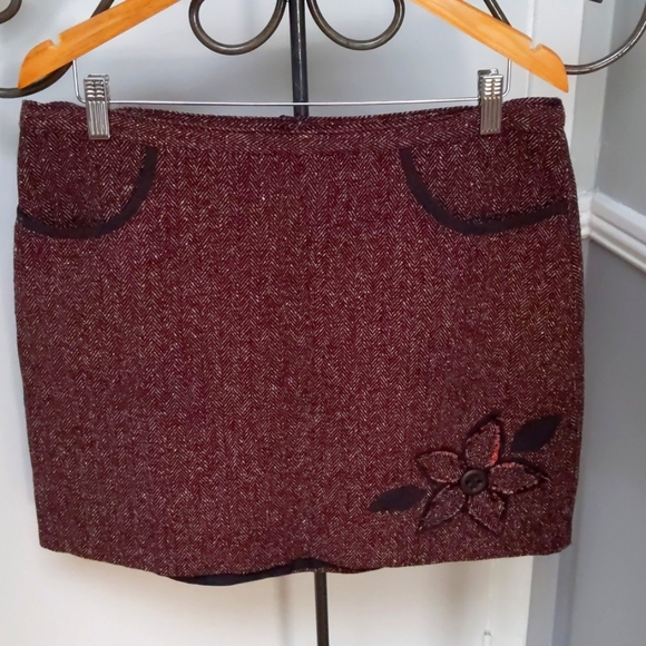 Mandela Designs Dresses & Skirts - 🌞BOGO🌞Tweed Mini Skirt